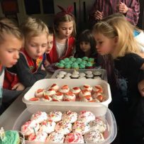 Cupcakes for Jesus/Wow! Christmas Party – December 2017
